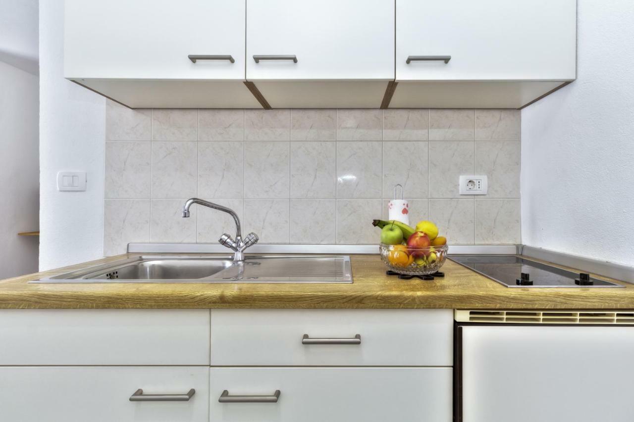 Apartmani Anna Umag Extérieur photo