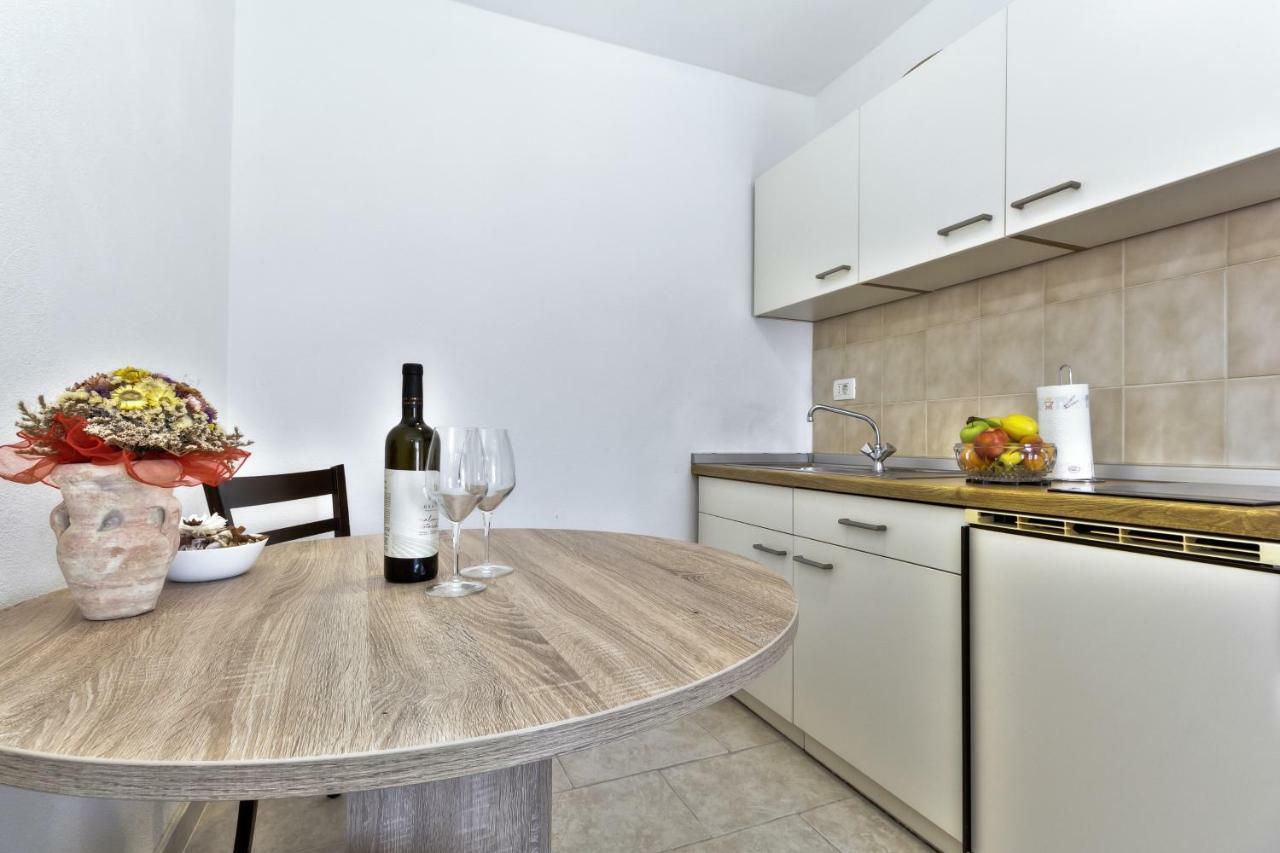 Apartmani Anna Umag Extérieur photo