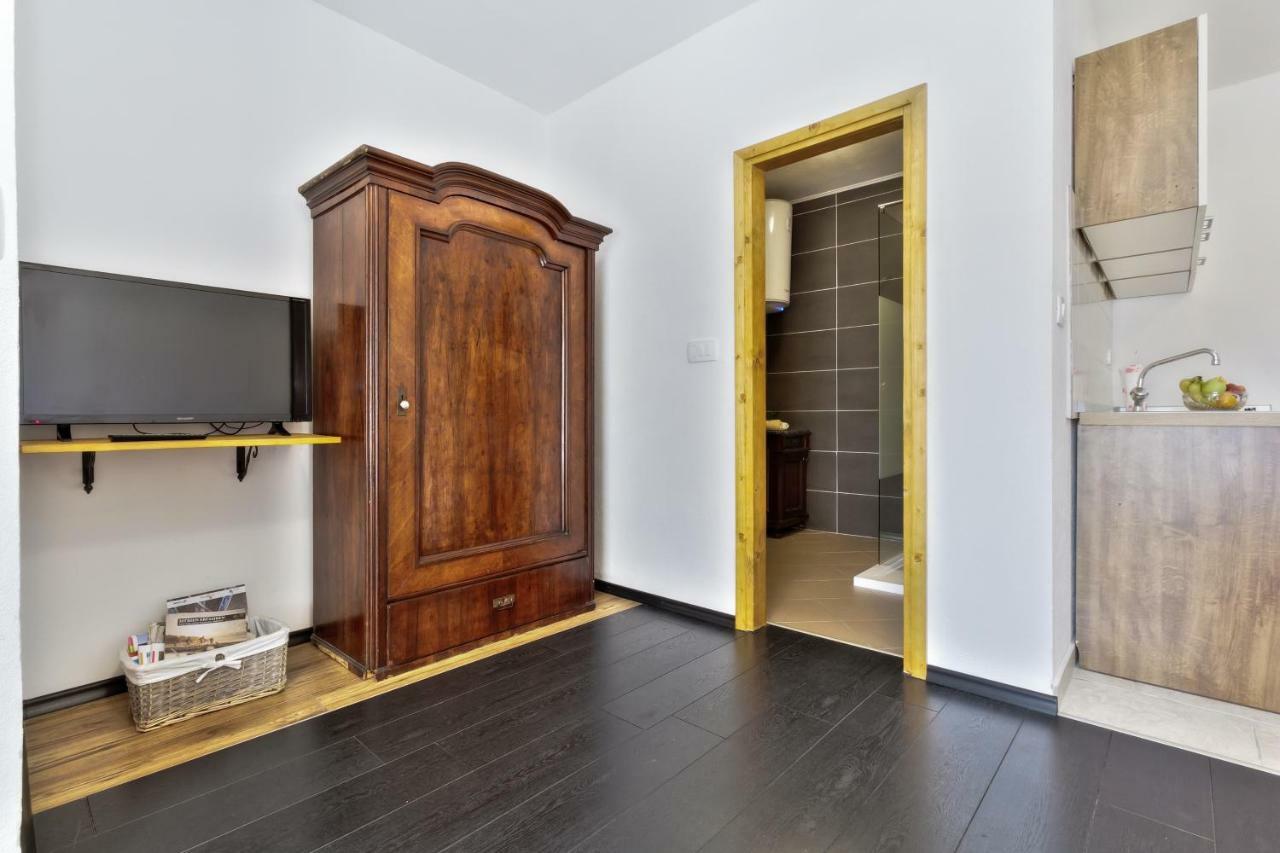 Apartmani Anna Umag Extérieur photo